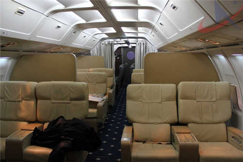 民航空乘訓(xùn)練機(jī)